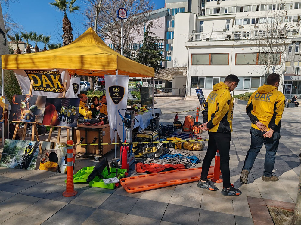 AÇTILARI STANTLA 6 ŞUBAT’I ANLATTILAR