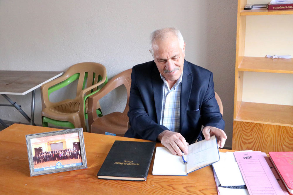 BU MUHTARIN TEK RAKİBİ KENDİSİ