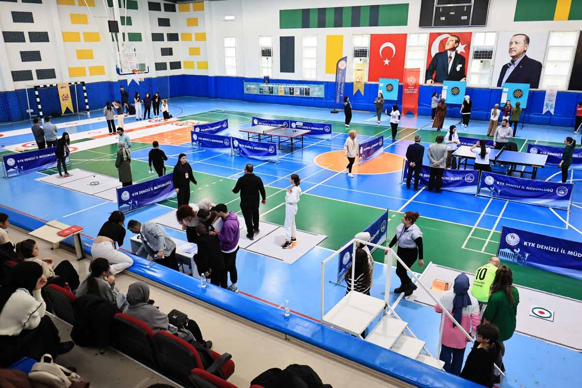 DENİZLİ, YENİ MEDYA KAMPINE EV SAHİPLİĞİ YAPTI