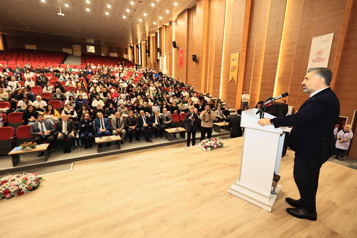 DENİZLİ, YENİ MEDYA KAMPINE EV SAHİPLİĞİ YAPTI