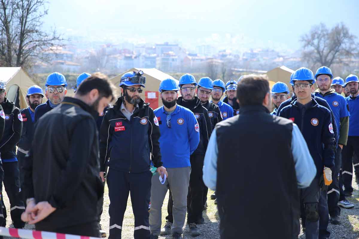 DİN GÖREVLİLERİ KURTARMA EĞİTİMİ ALDI