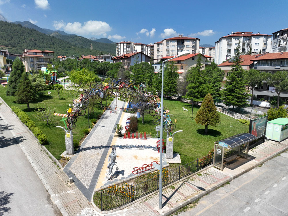 MERKEZEFENDİ GERİ DÖNÜŞÜM PARKI ZİYARETÇİLERİNİ BEKLİYOR