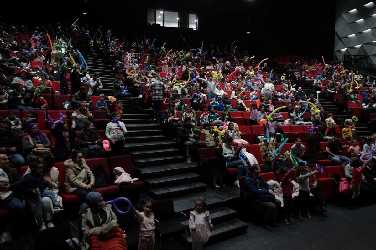 ŞENLİK SONA ERDİ BİNLERCESİ EĞLENDİ