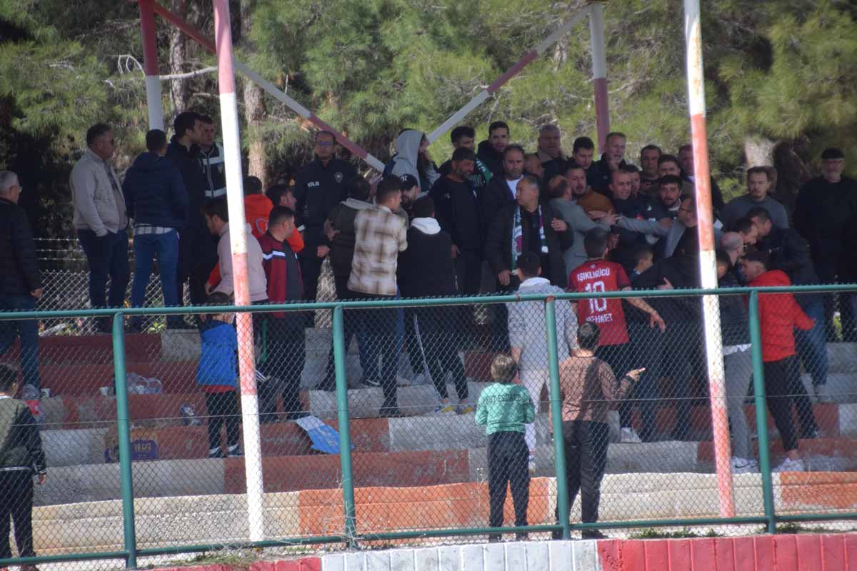 GERGİN GEÇEN MAÇIN GALİBİ KUTLUBEYSPOR 3-1