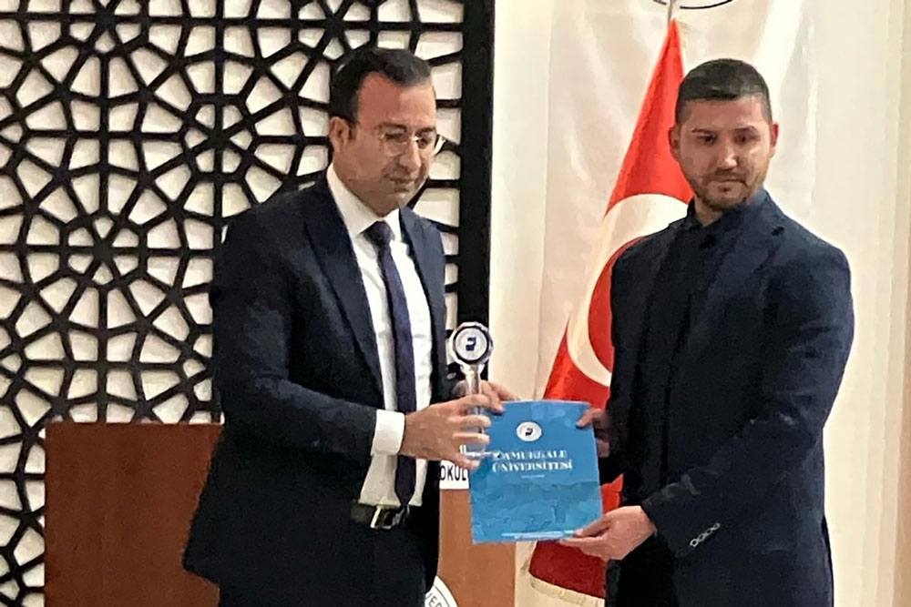 KONFERANS VE KİTAP TANITIMI BİR ARADA