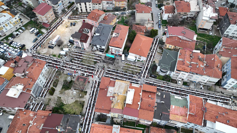 MERKEZEFENDİ BELEDİYESİ İFTAR SOFRASINI AKKONAK’TA KURDU