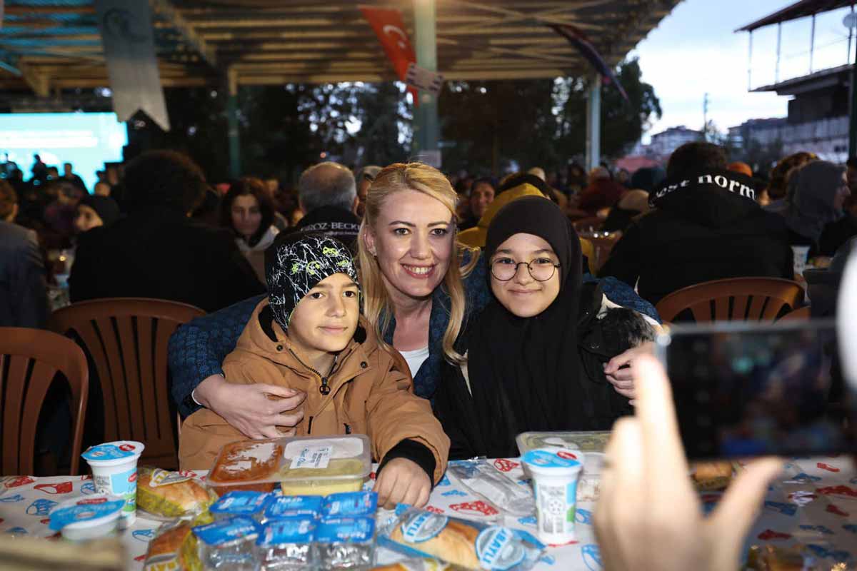 MERKEZEFENDİ'DE GÖNÜL SOFRASI GÜLTEPE MAHALLESİ'NE KURULDU