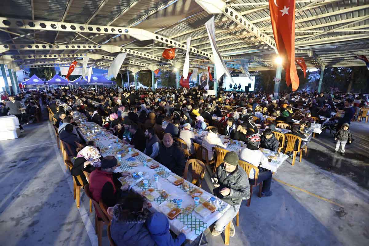 MERKEZEFENDİ'DE GÖNÜL SOFRASI GÜLTEPE MAHALLESİ'NE KURULDU