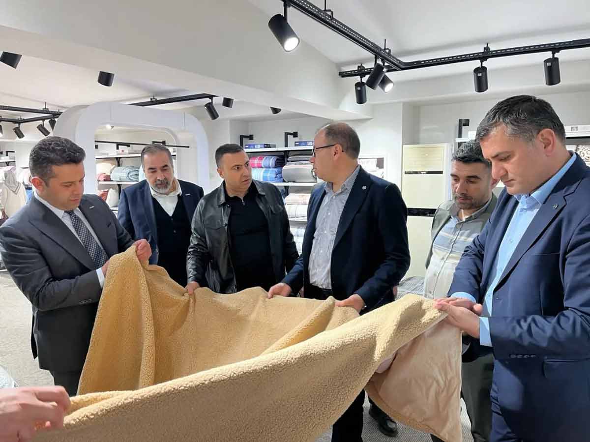 MÜSİAD, TEKSTİL SEKTÖRÜNÜ MASAYA YATIRDI