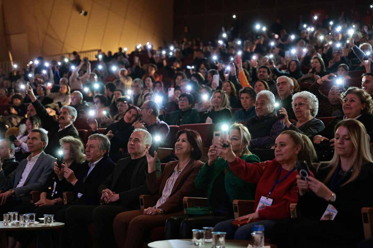 ONUR KONUĞU TÜRKAN ŞORAY