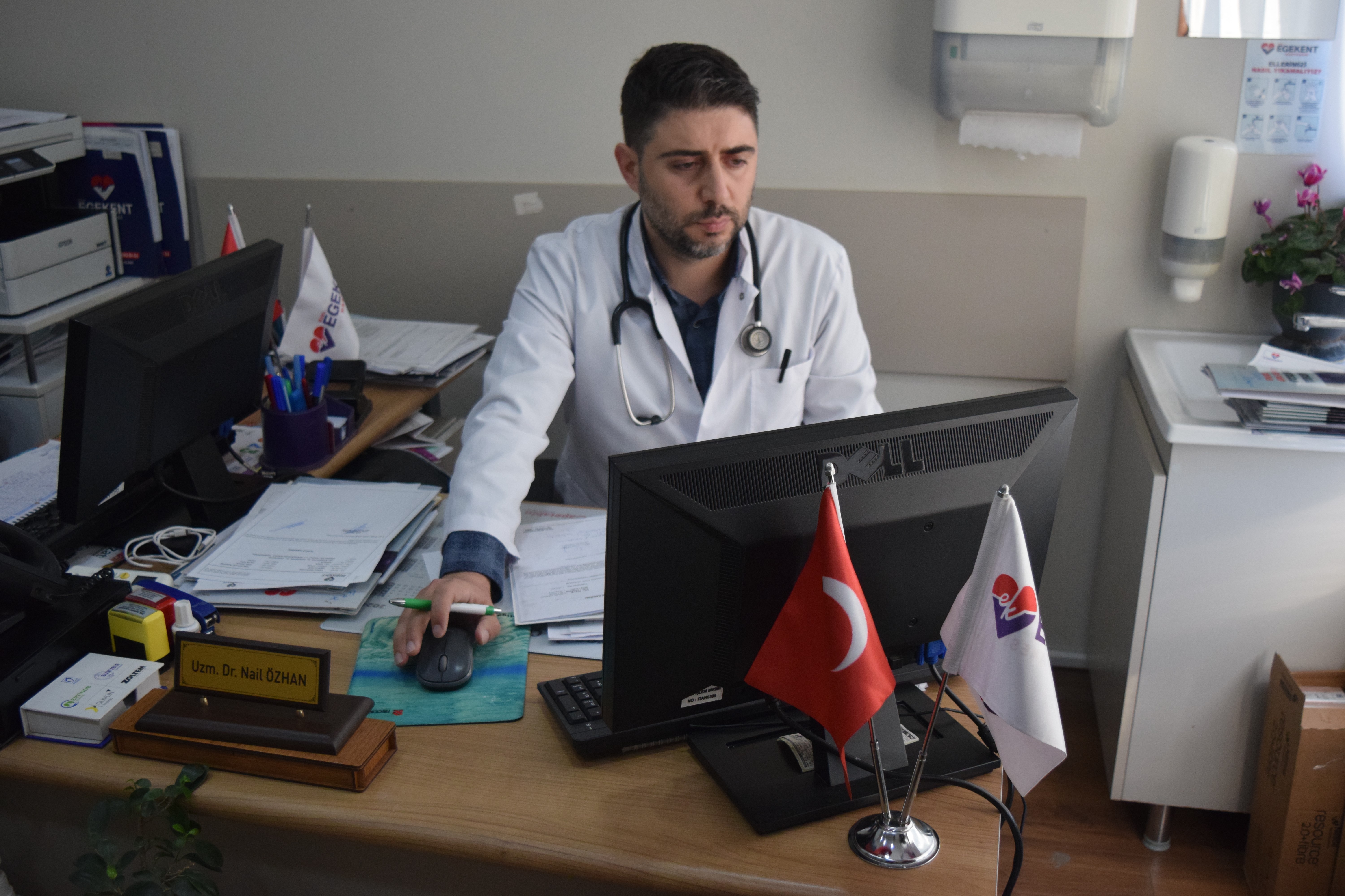 Uzman Doktor Nail Özhan