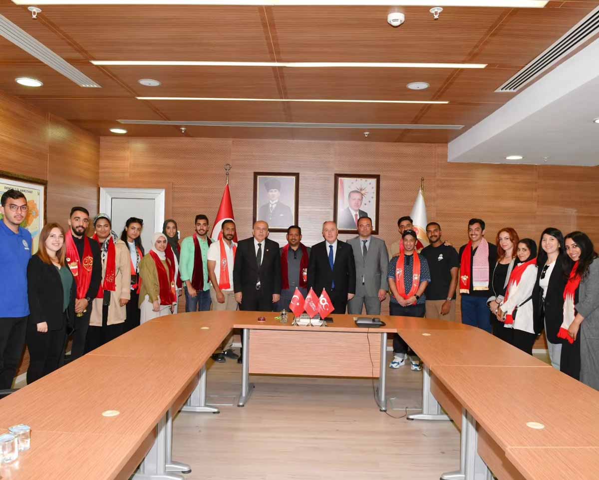 BAHREYNLİ GENÇLER DENİZLİ'DE