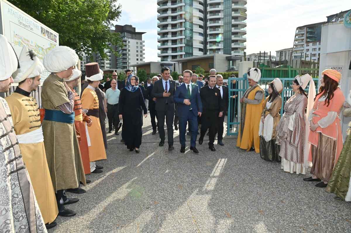 MANİSA’NIN ÖZLEDİĞİ FESTİVALİN TANITIMI YAPILDI  