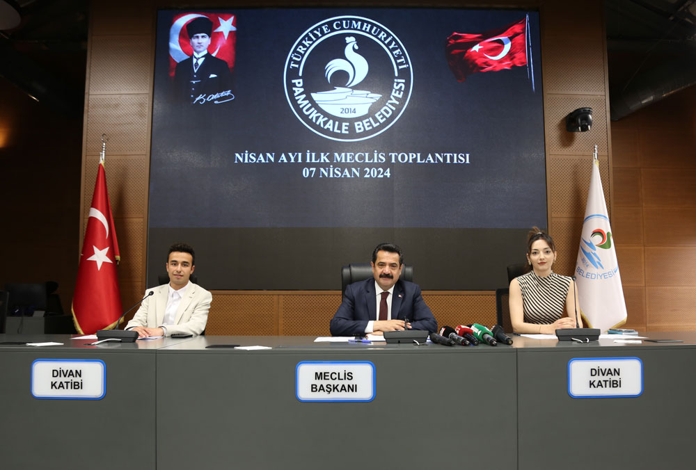 PAMUKKALE BELEDİYESİNDE YENİ DÖNEMİN İLK TOPLANTISI GERÇEKLEŞTİ