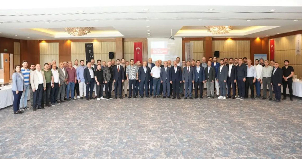 Genç MAKSİAD devir teslim töreni