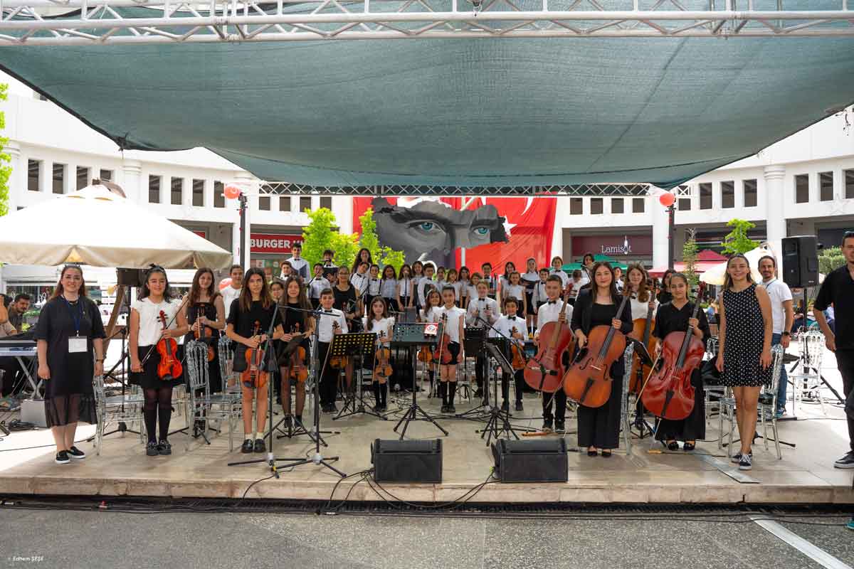 BİLİM VE SANAT ŞENLİĞİ DÜZENLENDİ