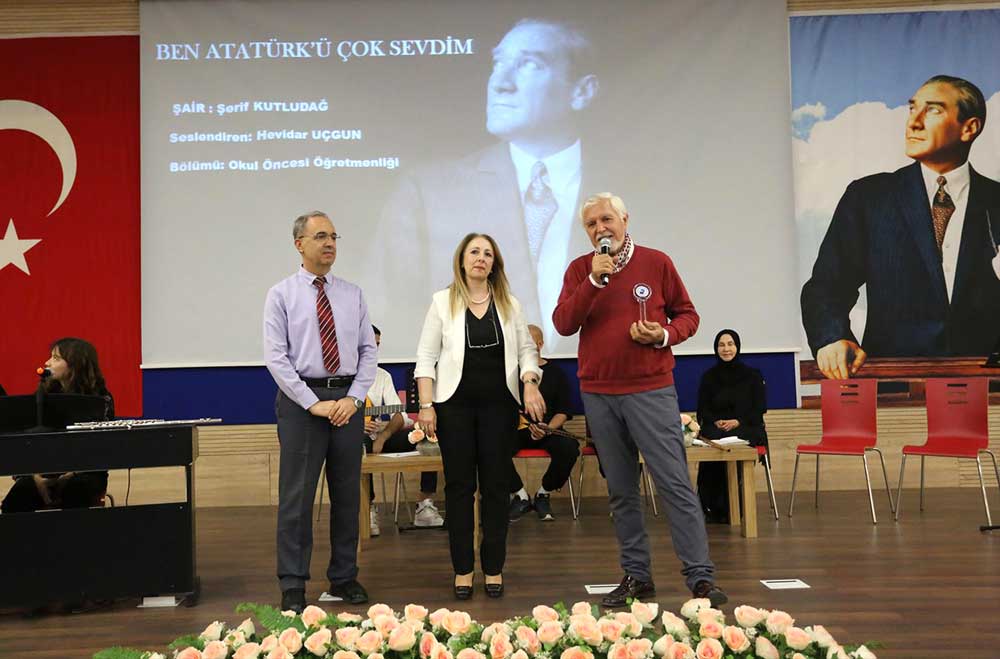 KUTLUDAĞ, PAÜ’NÜN ONUR KONUĞU OLDU