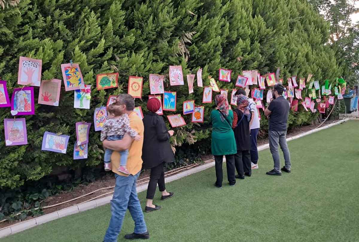 MİNİKLERİN YILSONU GÖSTERİSİ BÜYÜLEDİ