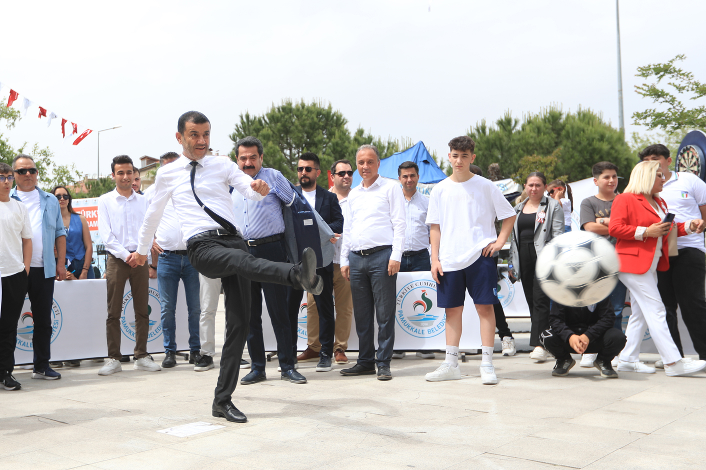 19 MAYIS COŞKUSU PAMUKKALE’Yİ DE SARDI
