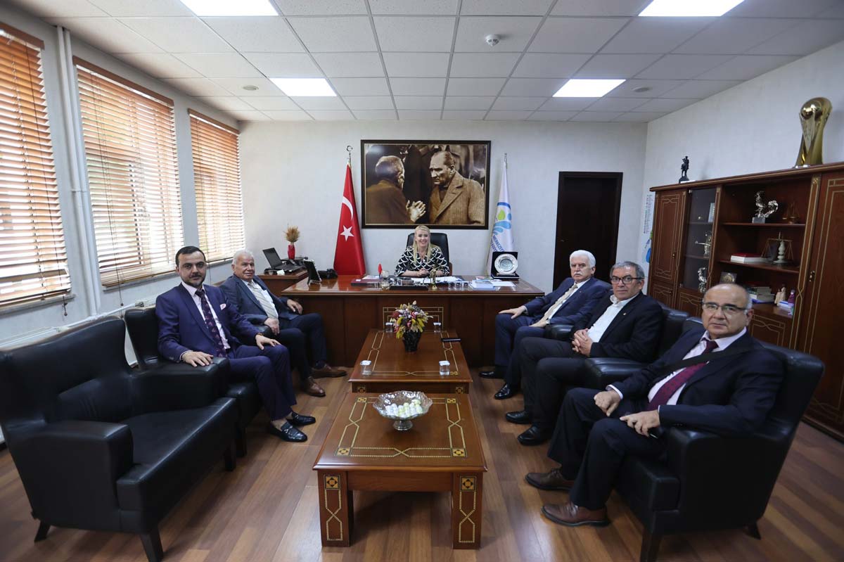 TİCARET BORSASI BELEDİYE BAŞKANLARINI ZİYARET ETTİ
