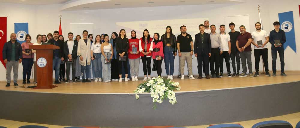 2 BİN ÖĞRENCİYE ARKADAŞ SEÇİMİNİN ÖNEMİ ANLATILDI