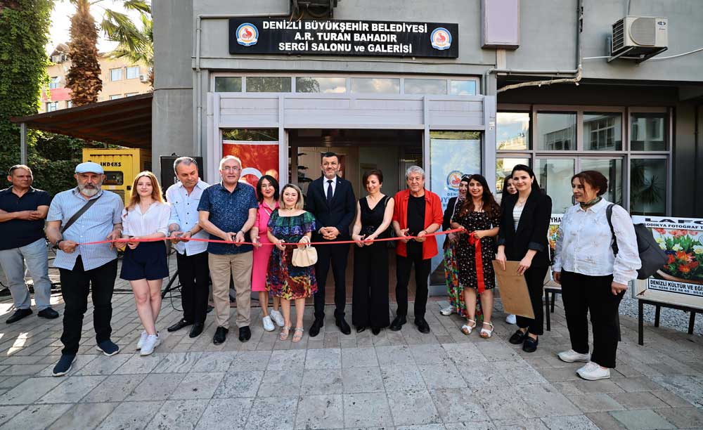 GENÇ DENİZLİ’DEN FOTOĞRAF SERGİSİ