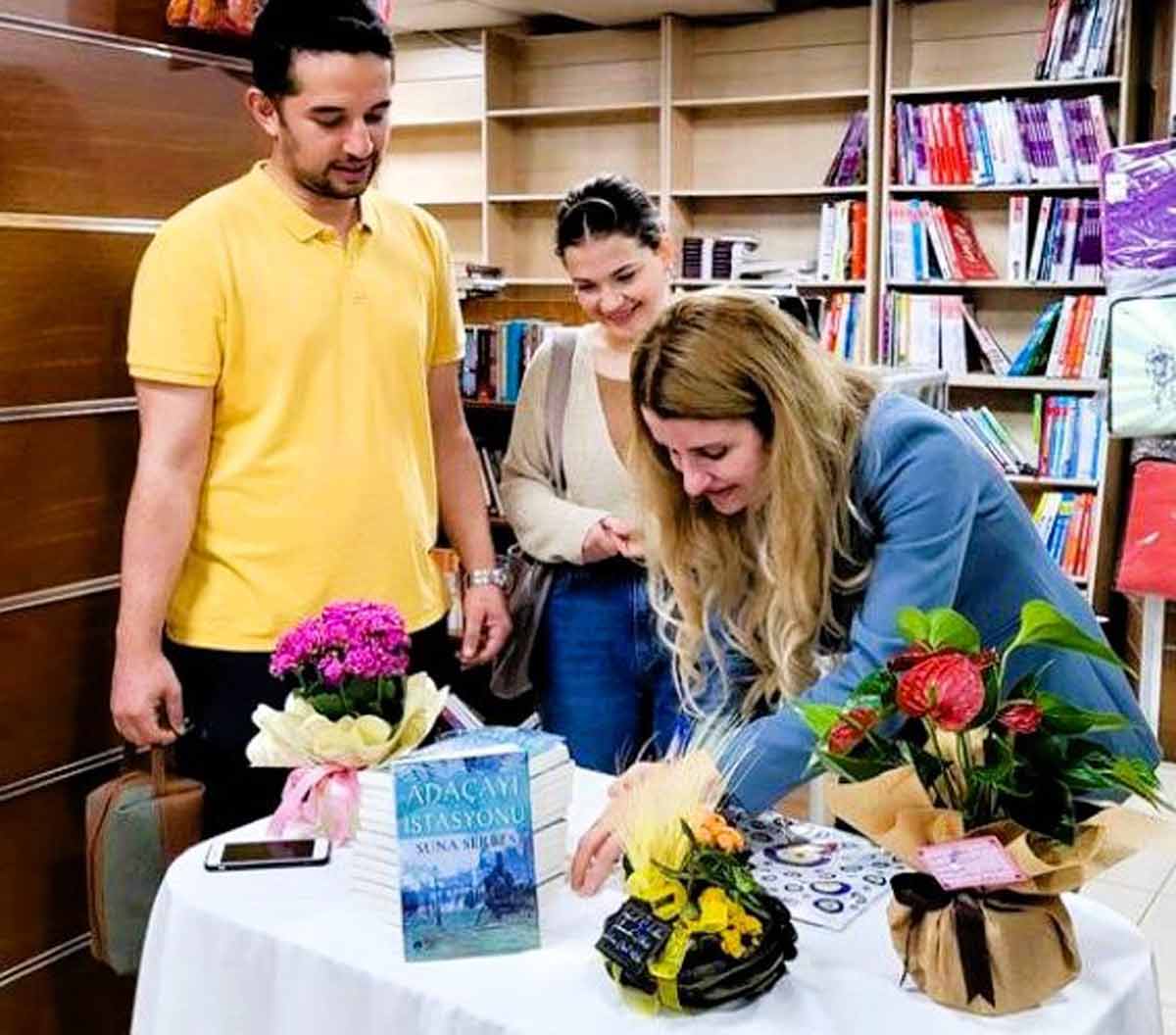 ADAÇAYI İSTASYONU OKURLA BULUŞTU