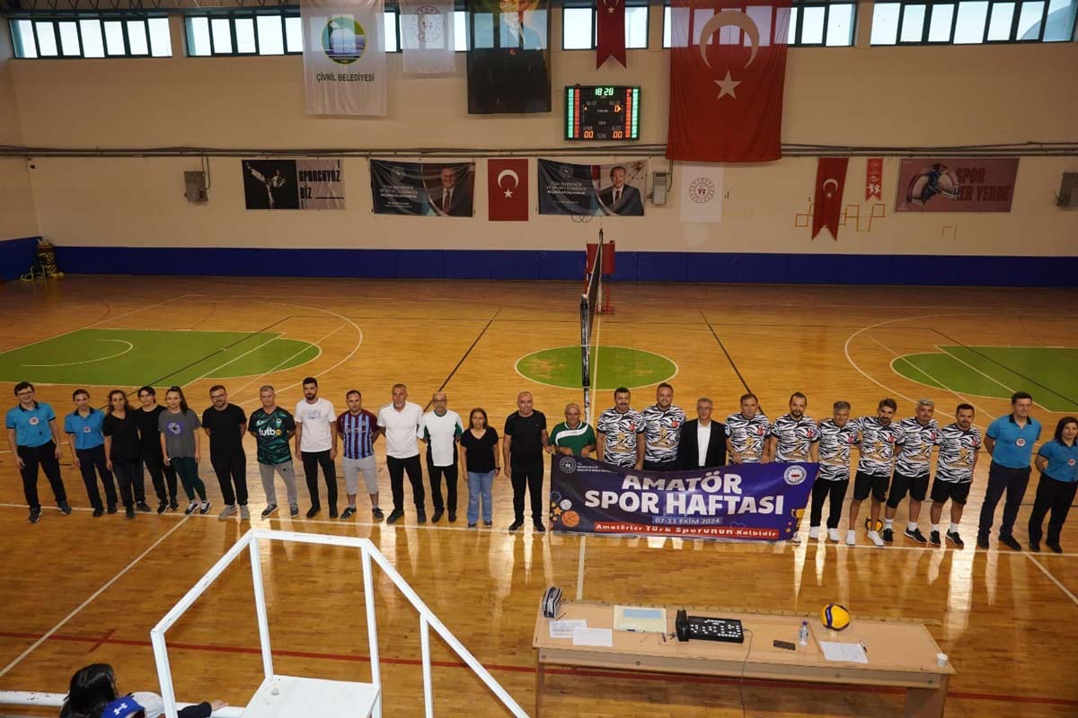 ÇİVRİL’DE VOLEYBOL TURNUVASI