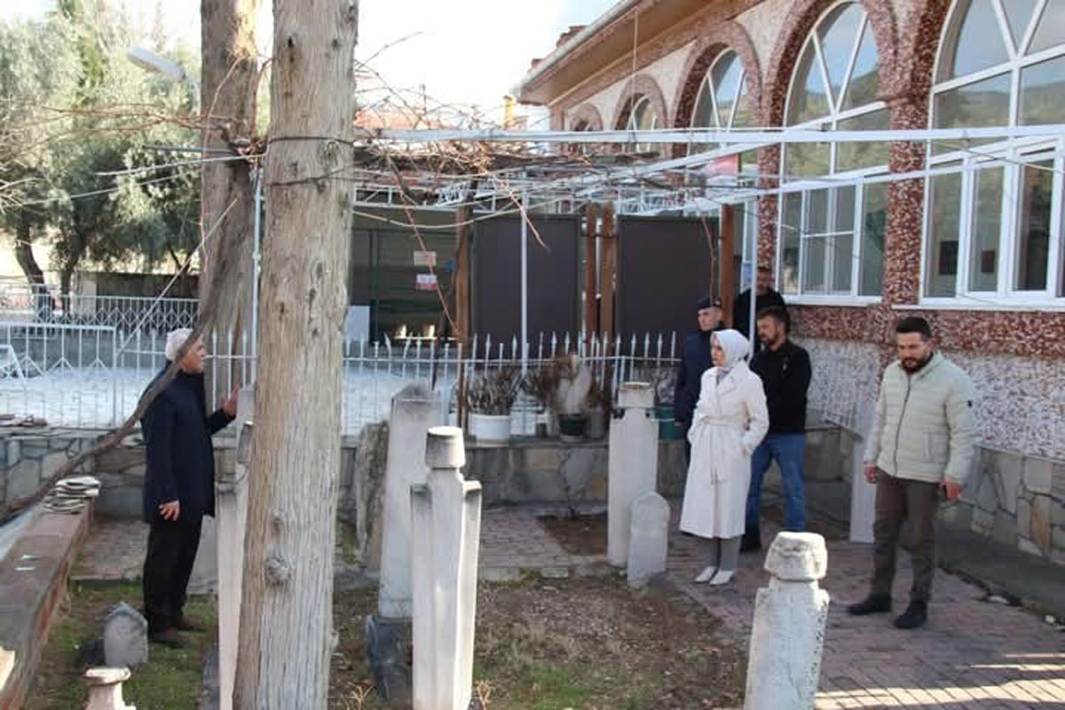 MİLLİ MÜCADELE KAHRAMANI MÜFTÜ ÇALGÜNER MEZARI BAŞINDA ANILDI