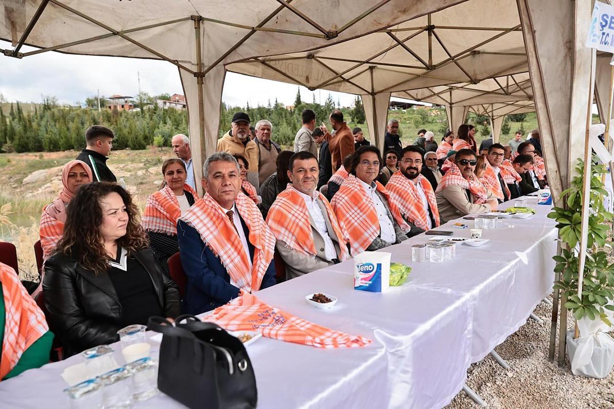 ÇAL’DA BÜYÜK ŞENLİK