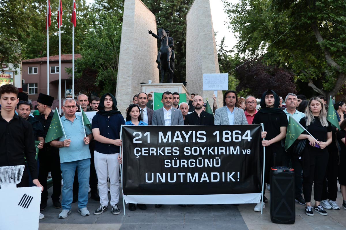 ÇERKESLER TRAJEDİNİN TANINMASINI İSTİYOR
