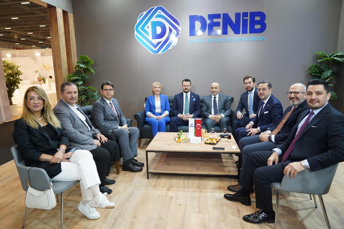 HOMETEX FUARI’NA DENİZLİ DAMGASI