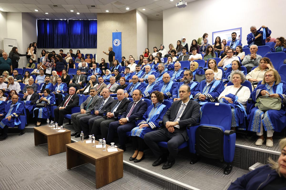 PAÜ’DE AKADEMİK EMEK ÖDÜLLENDİRİLDİ