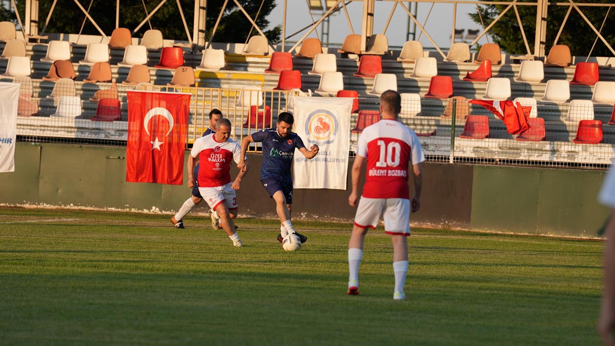 BELEDİYE PERSONELİ FUTBOL TURNUVASI BAŞLADI