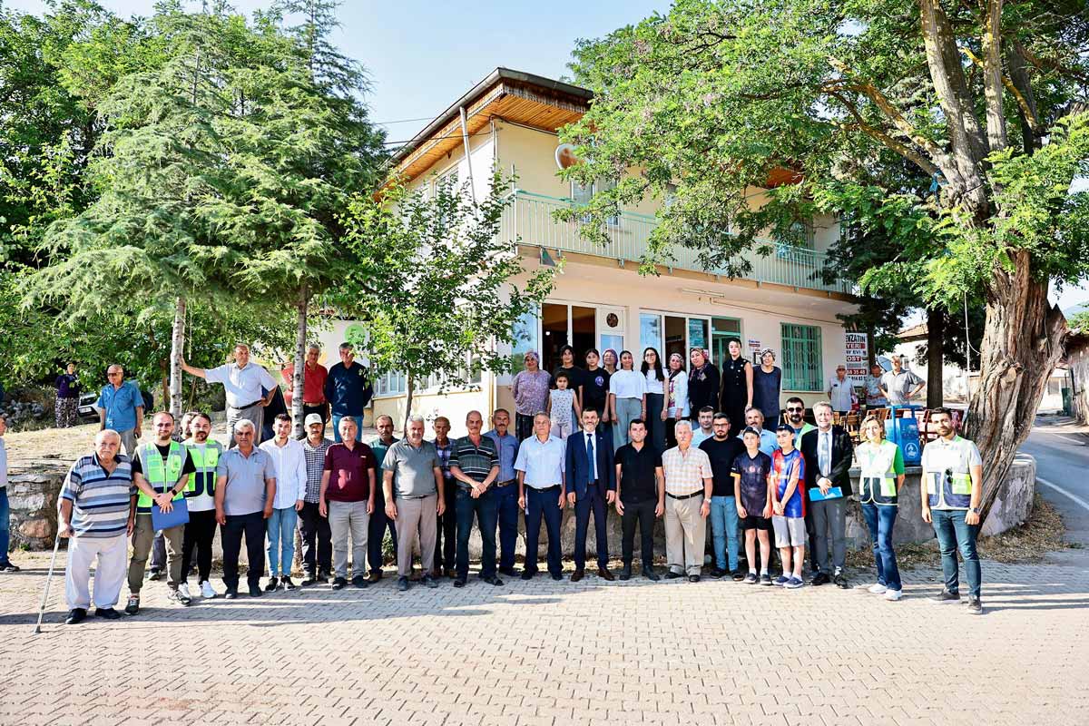 KARATAŞ – PINARLIK YOLU YENİLENİYOR
