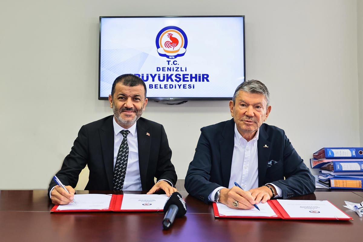 MENDERES BULVARI’NA ÜST GEÇİT YAPILACAK