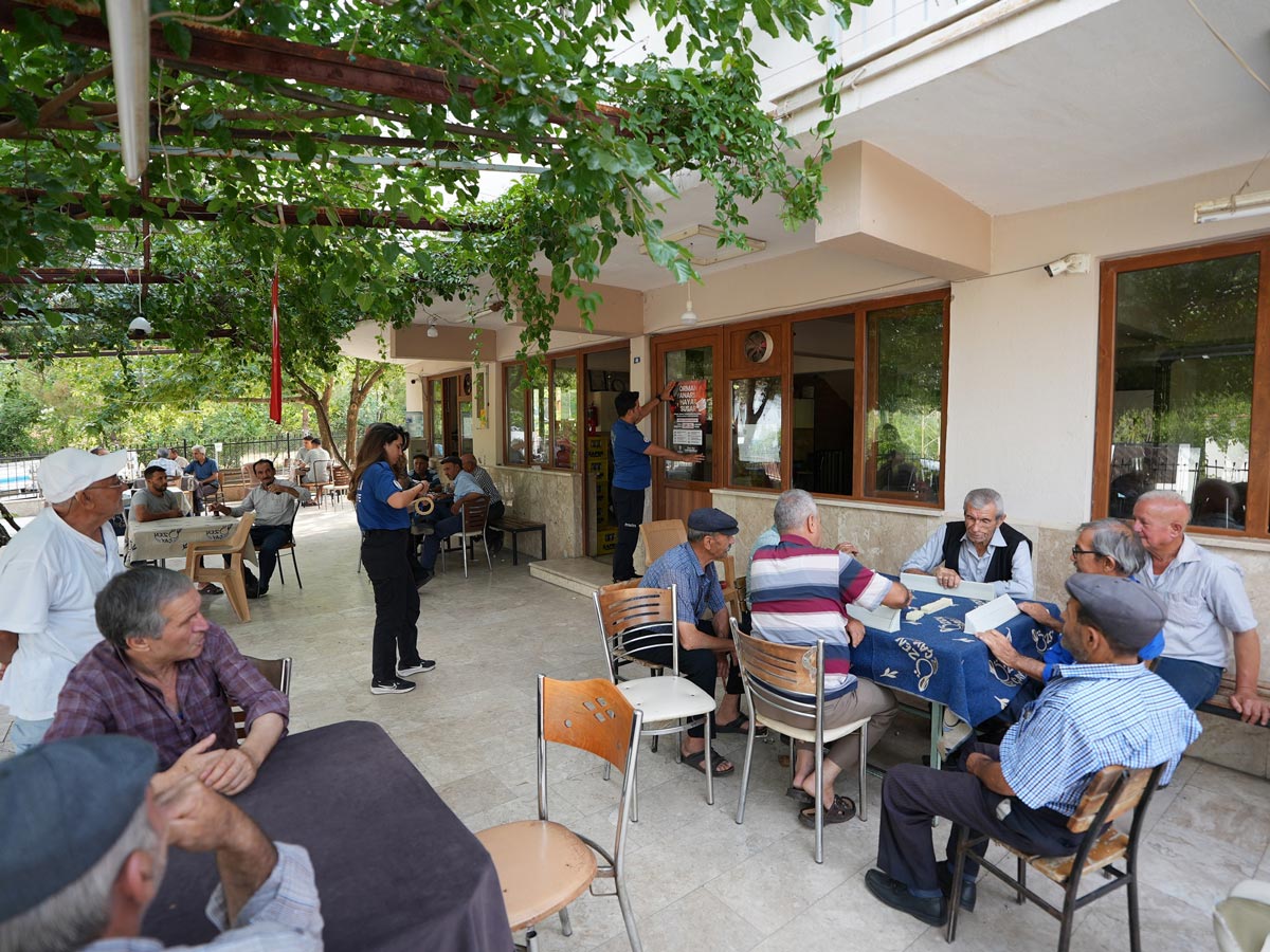 YOL KENARLARINA İLK MÜDAHALE SUYU