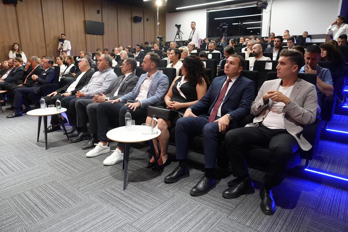 3 BİN GENÇ E-TİCARET ÖĞRENECEK