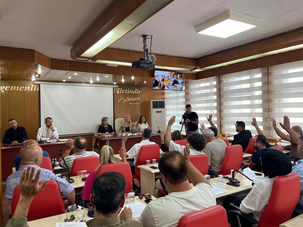 MERKEZEFENDİ’DE KÜÇÜK ESNAFA HALK ET DESTEĞİ