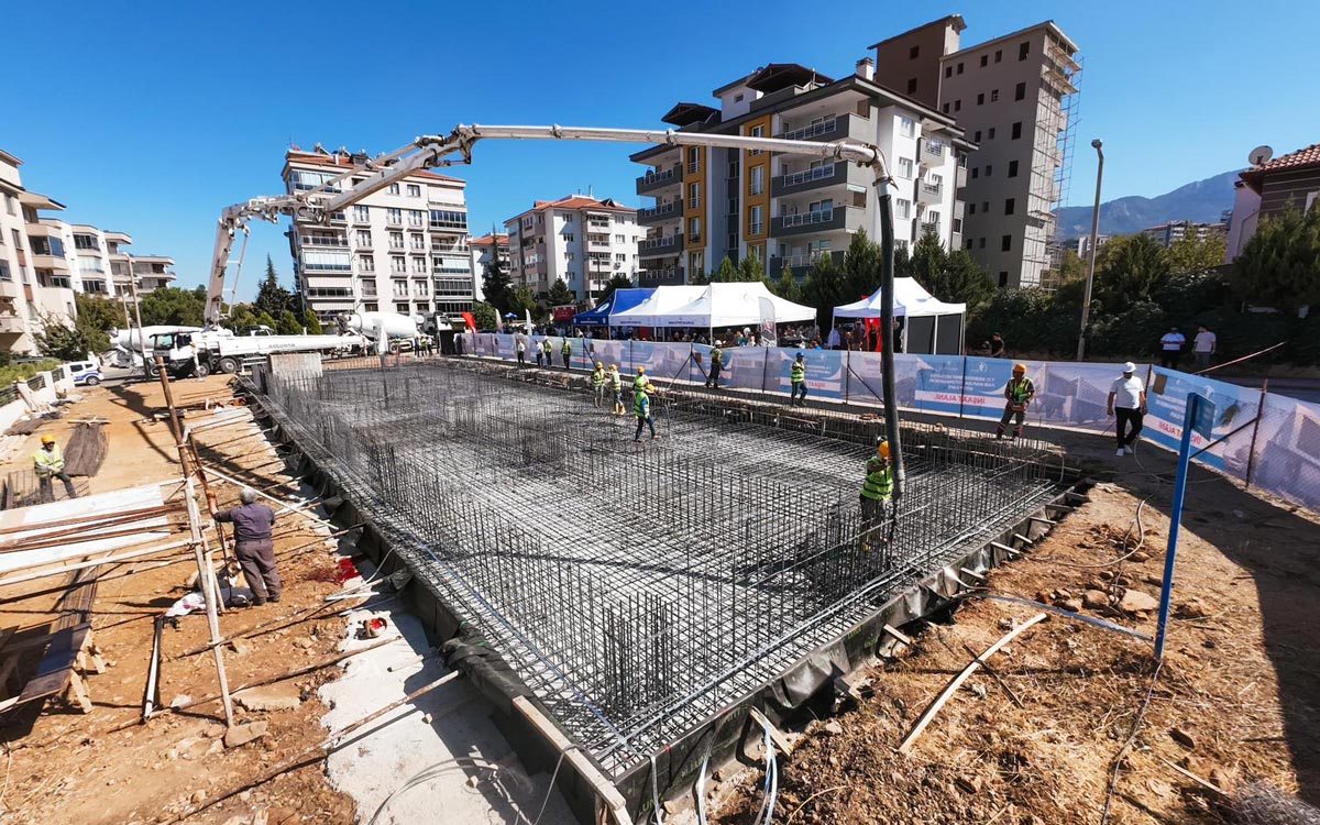 FAİK KAPLAN KÜTÜPHANESİNİN TEMELİ ATILDI