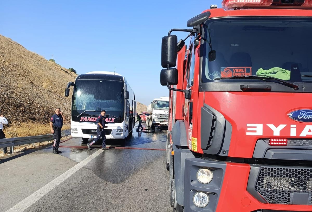 YOLCU OTOBÜSÜ ALEVLERE TESLİM OLDU