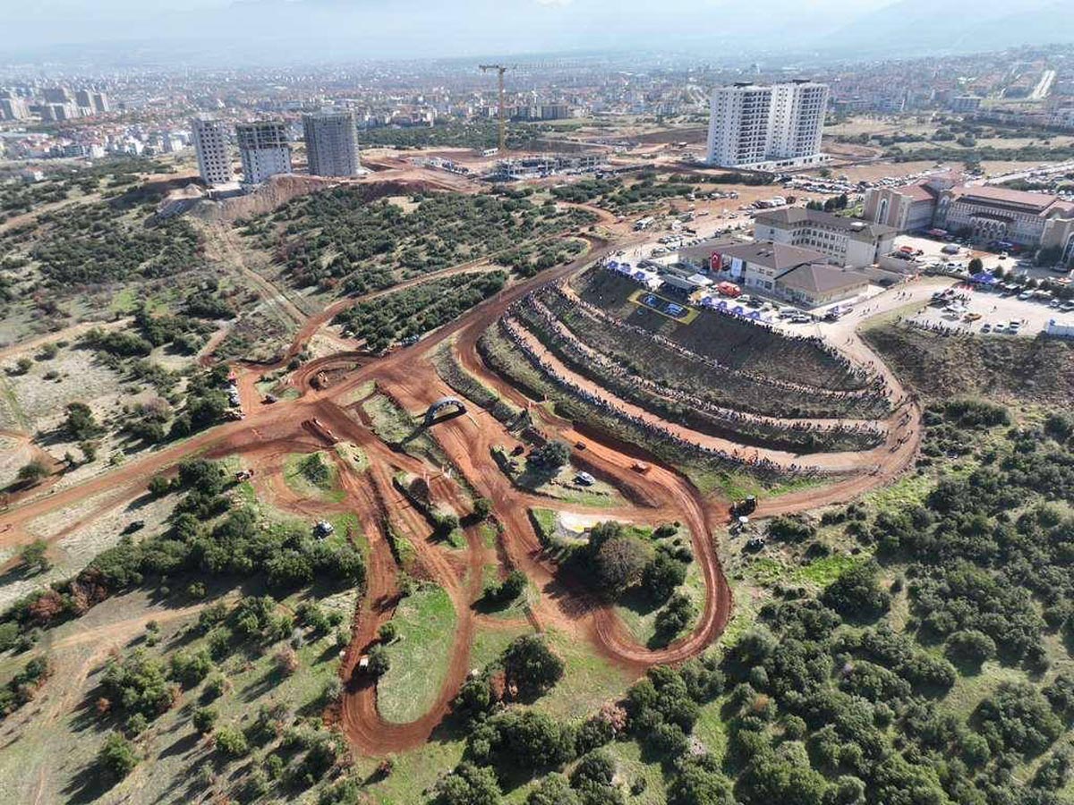 DENİZLİ’DE KAZANANLAR AKYÜZ VE GÜL OLDU