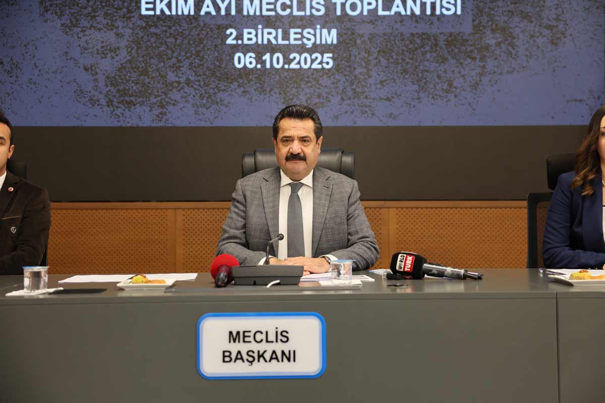 PAMUKKALE'DE BORÇLANMA TARTIŞMASI