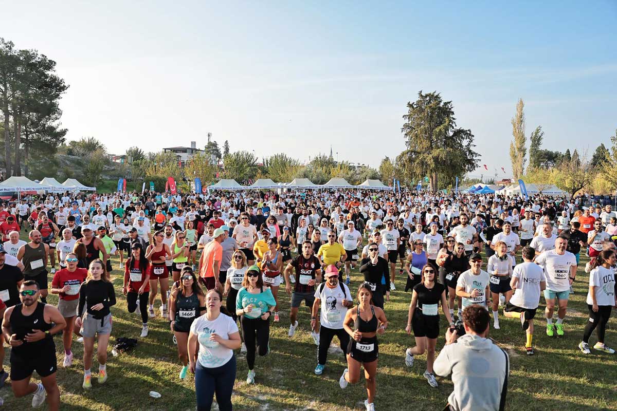 PAMUKKALE’DE TARİHİ MARATON