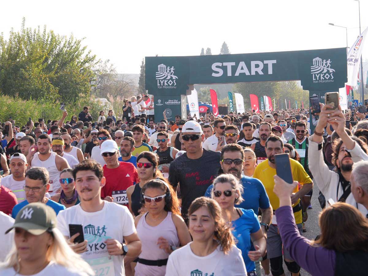 PAMUKKALE’DE TARİHİ MARATON