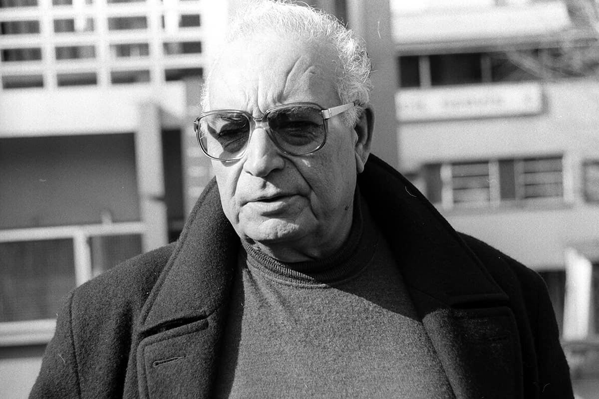 TÜRKİYE'NİN DEV ROMANCISI YAŞAR KEMAL