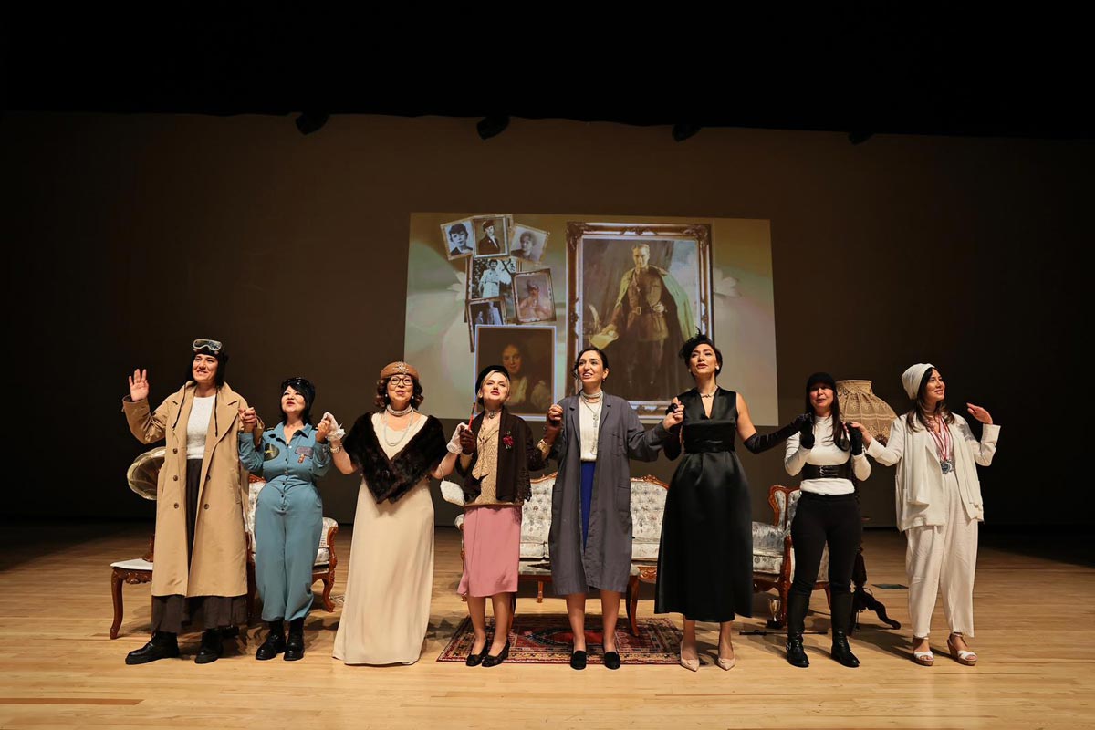 DENİZLİ BÜYÜKŞEHİR’DEN “ZAMANSIZ KADINLAR” GÖSTERİSİ