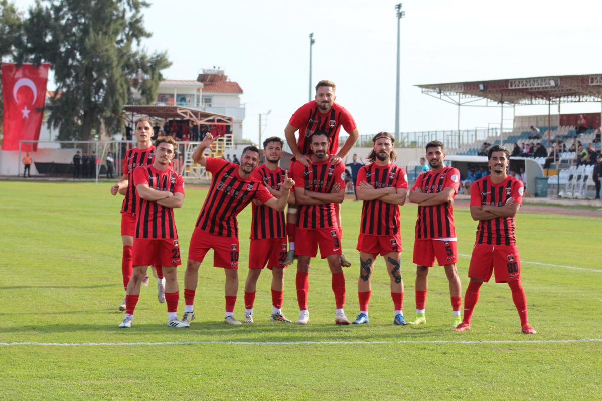 İDMAN YURDU ZİRVEYE GÖZ KIRPTI