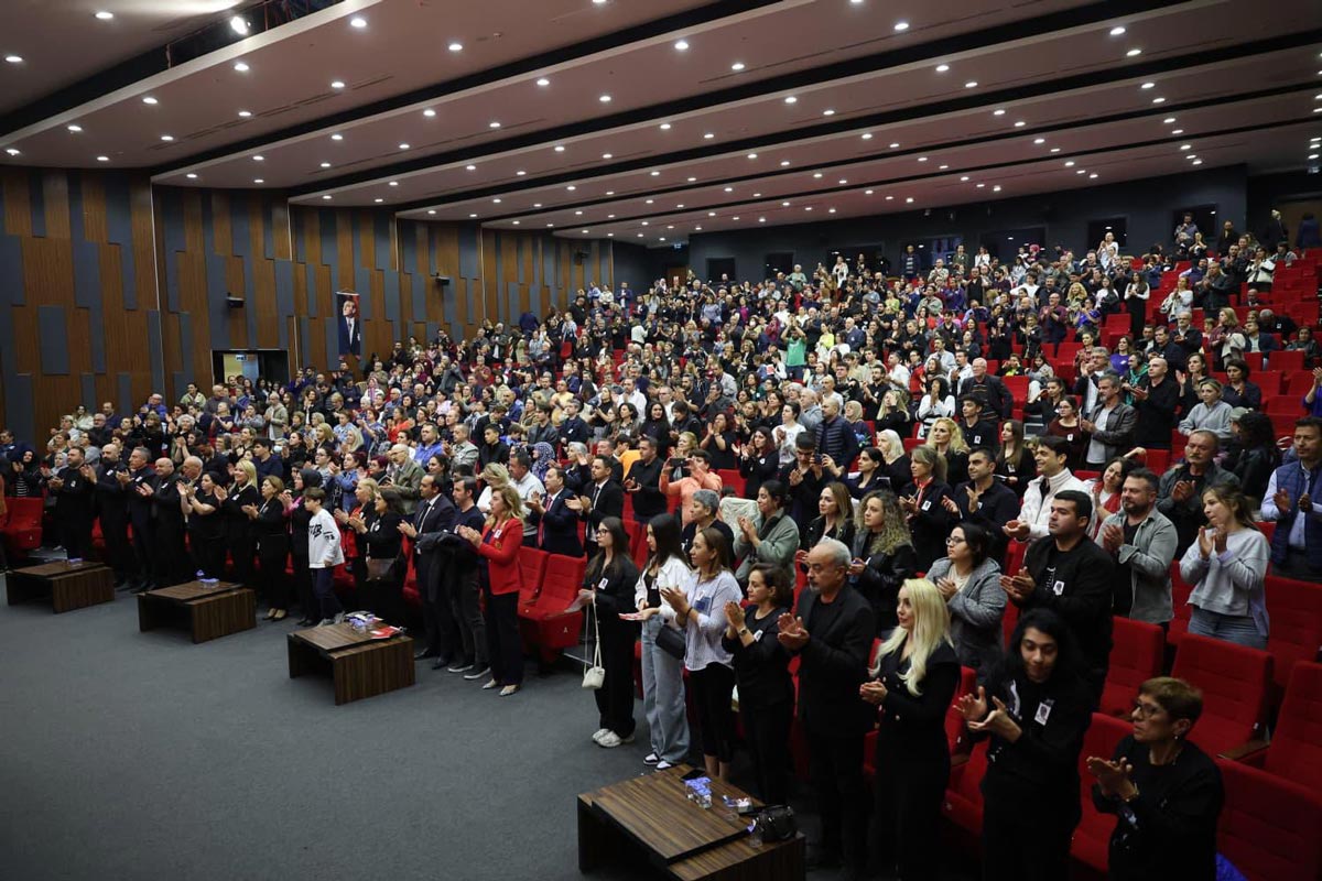 MERKEZEFENDİ BELEDİYESİ’NDEN ANLAMLI 10 KASIM KONSERİ