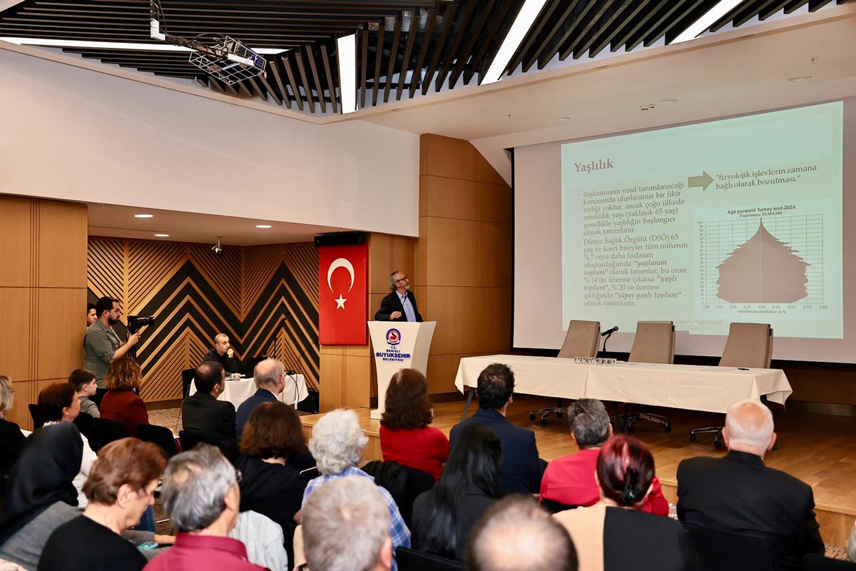 YAŞLI MECLİSİ KURULDU